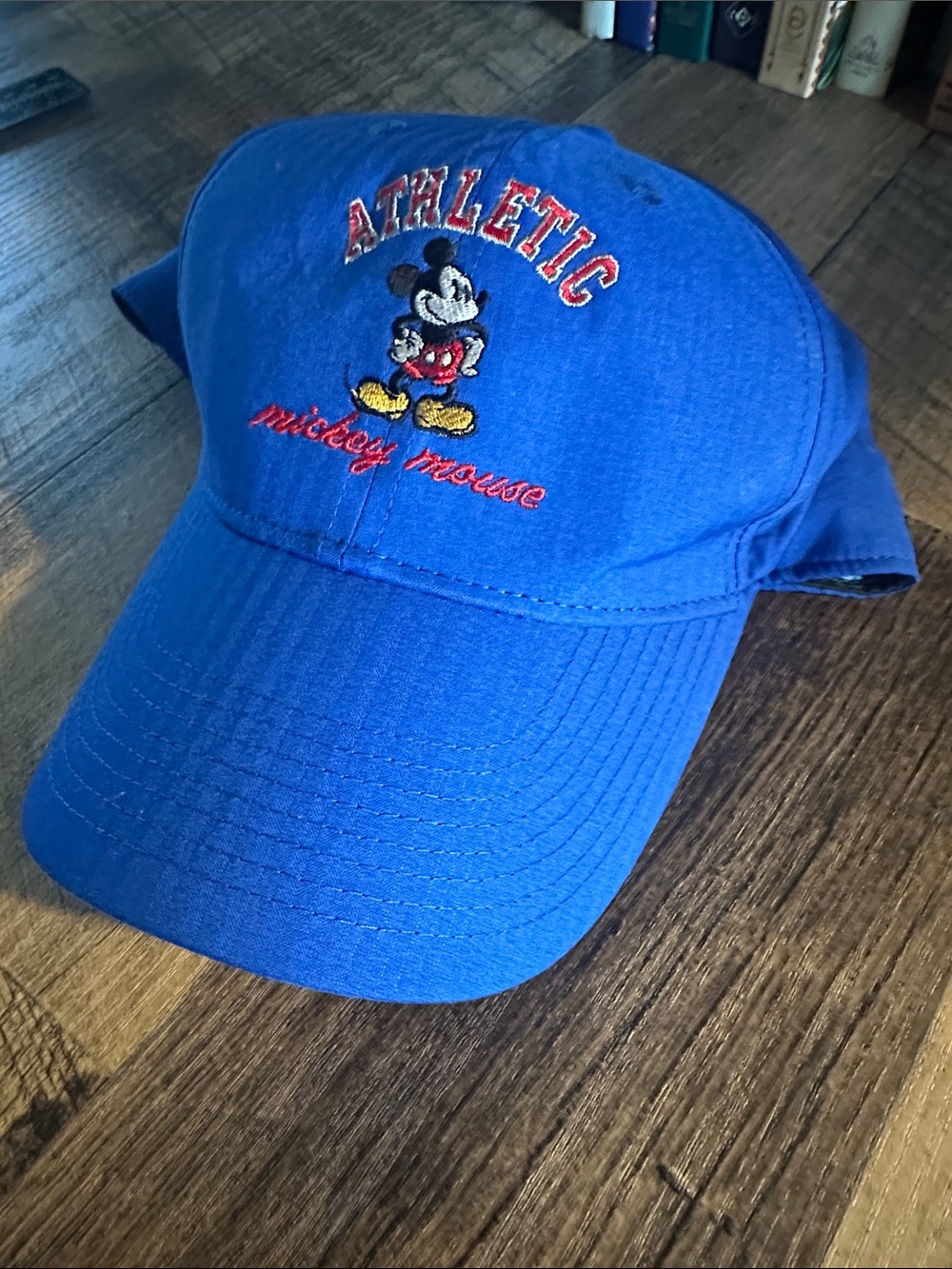 Disney Blue Mickey Mouse Unisex Athletic Baseball Cap Like New